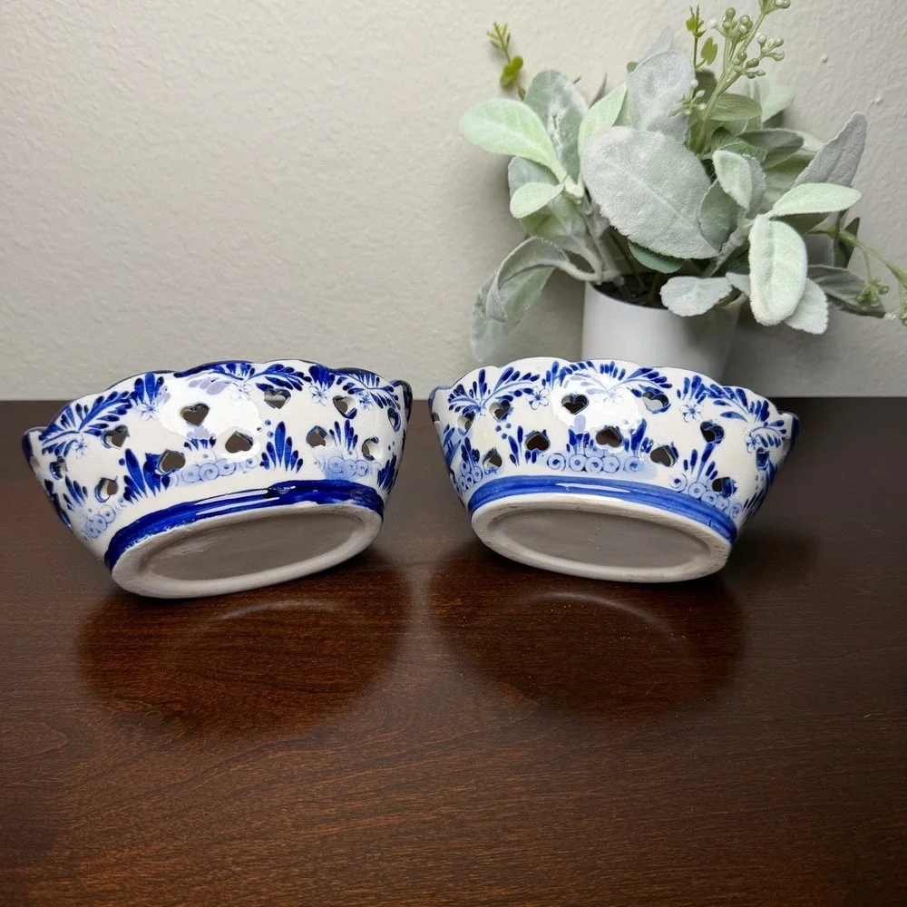 Vintage Delft Blue Style Ceramic‎ Heart Cutout Trinket Bowls Set of 2 Windmill